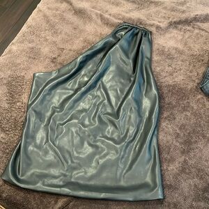 Women Generation Love One Shoulder Catalina Top Size M